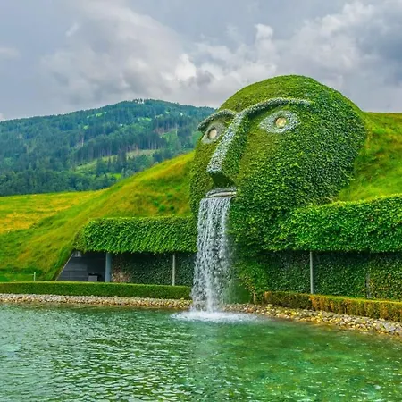 Super With Free Parking アパート インスブルック