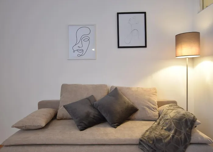 Super With Free Parking Lejlighed