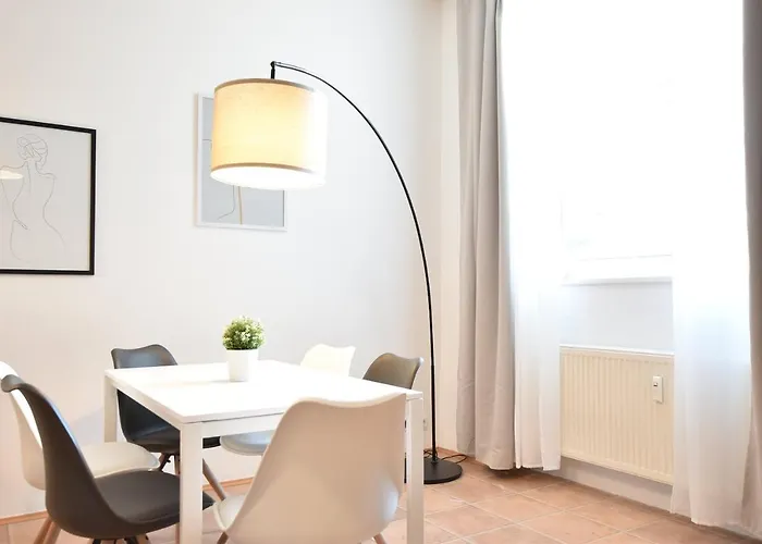 Super With Free Parking *